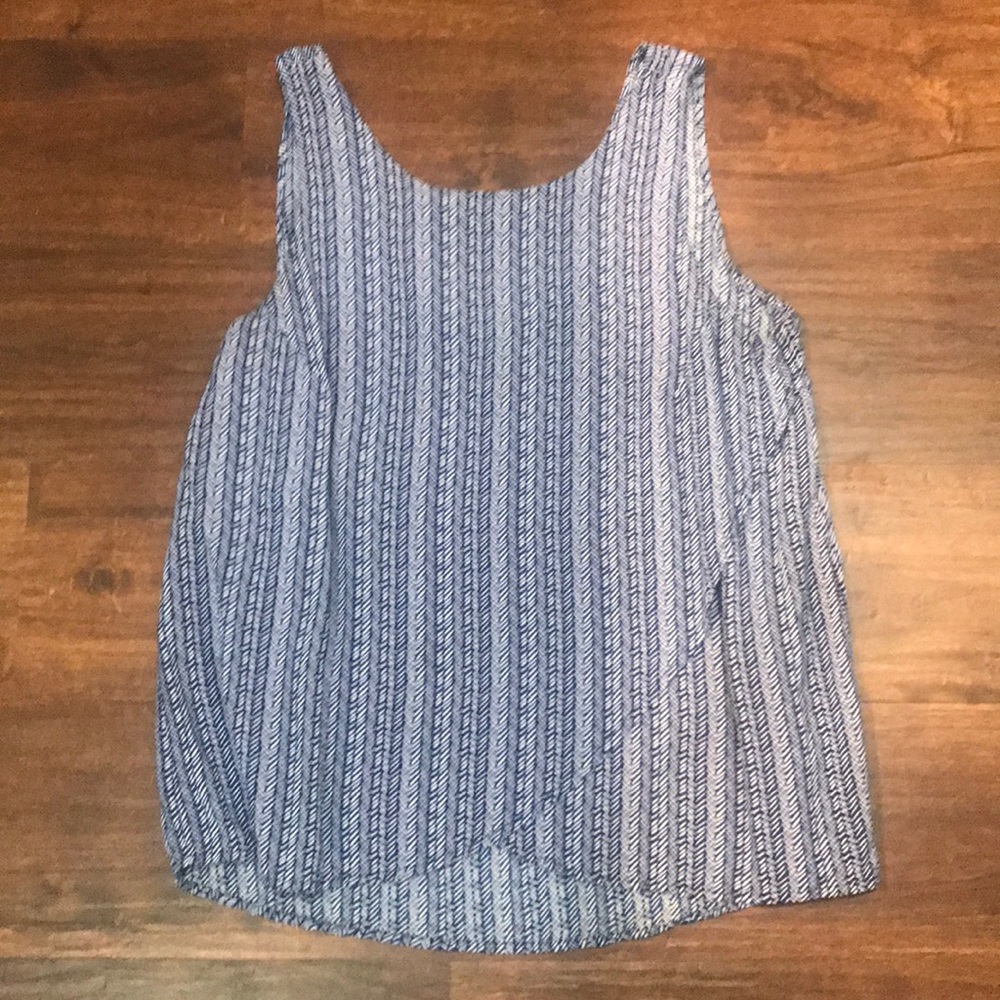 Gap top